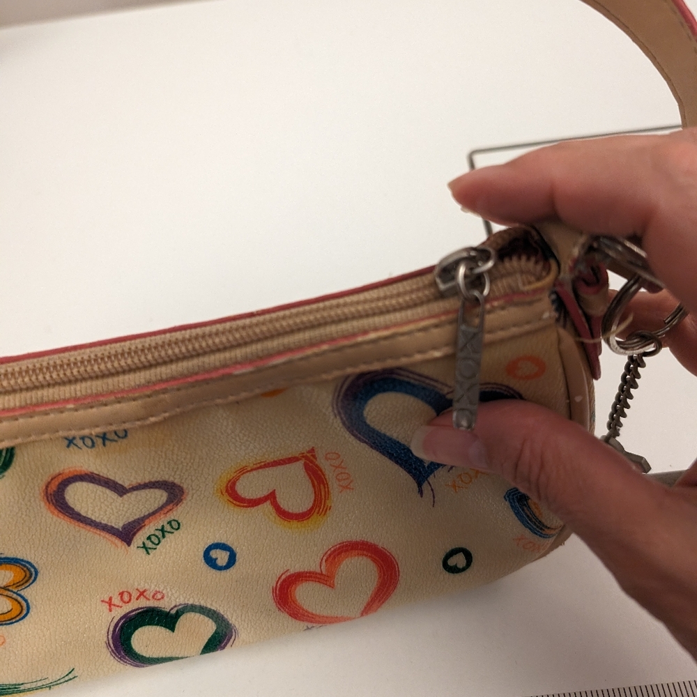 XOXO Mini bag, Multicolor Hearts on Creme Background, Single Strap with Zipper - Picture 10 of 17
